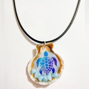 Sea Turtle Seashell Necklace